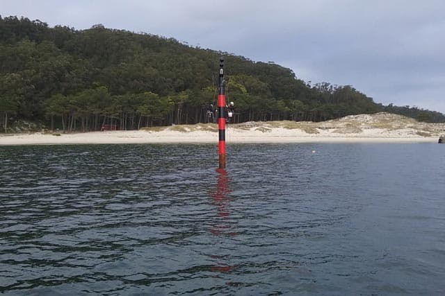Faro junto a la ría de Vigo, actualidad de Parabolt